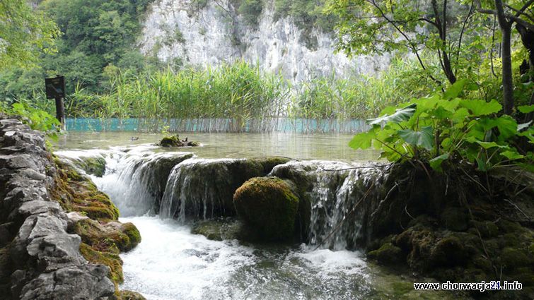 Plitvickie jeziora i ich kaskadowe położenie